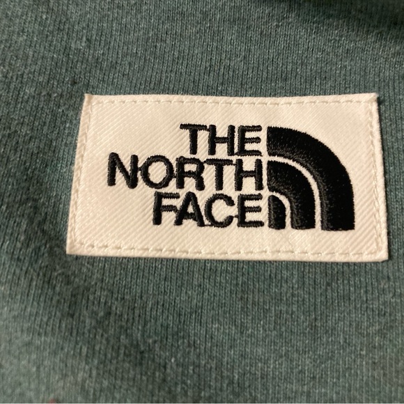 The North Face Women’s Green Sweater (size small) - Picture 3 of 4